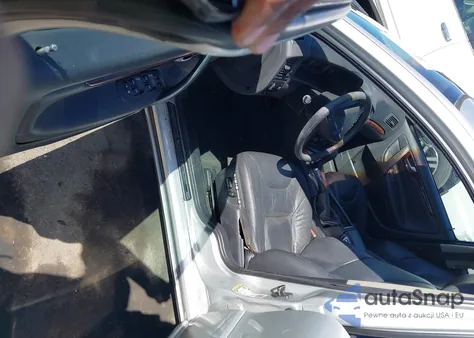 2007 Volvo S60 2.5T from USA, damaged, VIN YV1RS592172635448